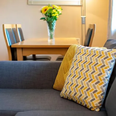 Lejlighed 104 - Sea View At The Harbour Mill By Shortstays